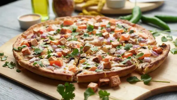 pizza-twist - Tandoori Veggie/ Paneer Pizzatwist