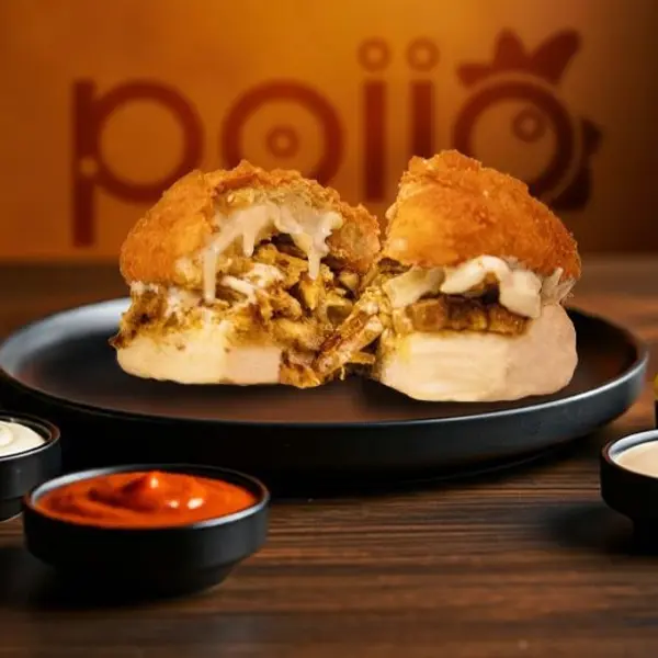 poiio-restaurant-bahrain - بويو برغر سغنتشر