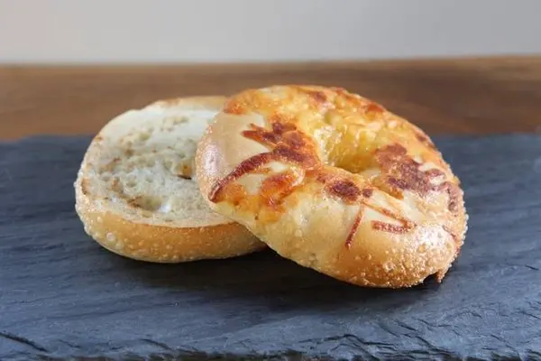 portland-coffee-roasters - Triple Cheese Bagel