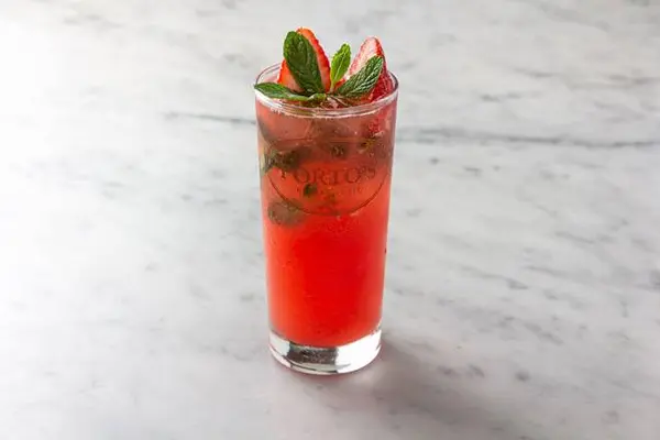 portos-bakery-cafe - Strawberry Mojito