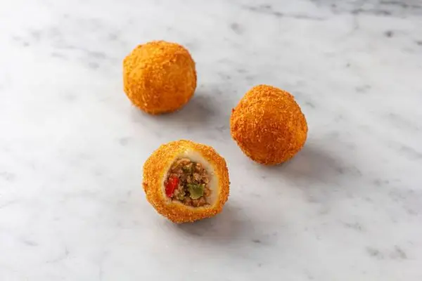 portos-bakery-cafe - Potato Ball (Papa Rellena)