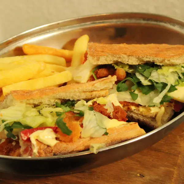 praktika - Chicken Sandwich/ქათმის სენდვიჩი