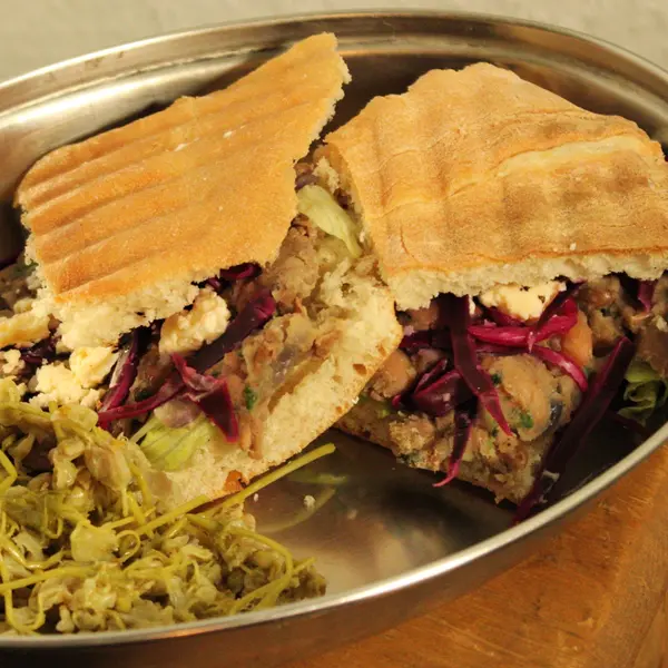 praktika - Bean Sandwich/ლობიოს სენდვიჩი Ⓥ