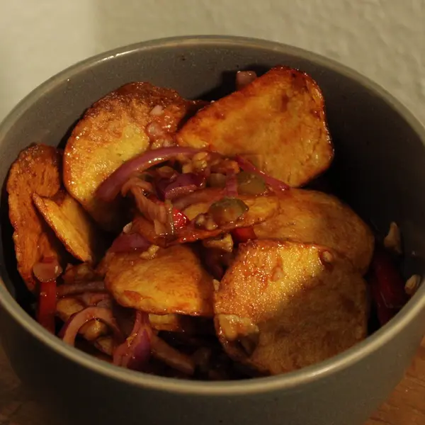 praktika - Roasted Potatoes Salad/მობრაწული კარტოფილის სალათი Ⓥ