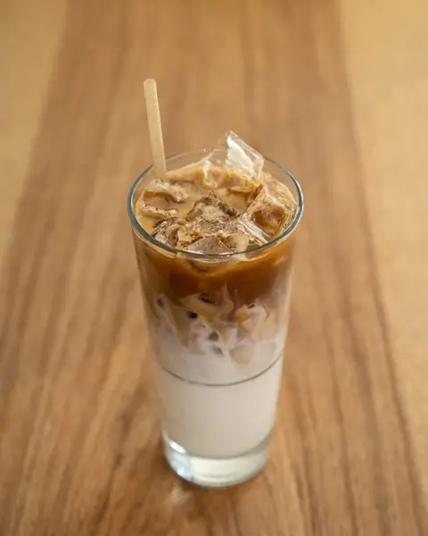 proud-mary-coffee - Iced Latte