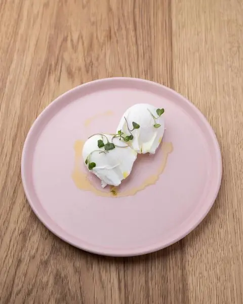 proud-mary-coffee - Side Poached Egg