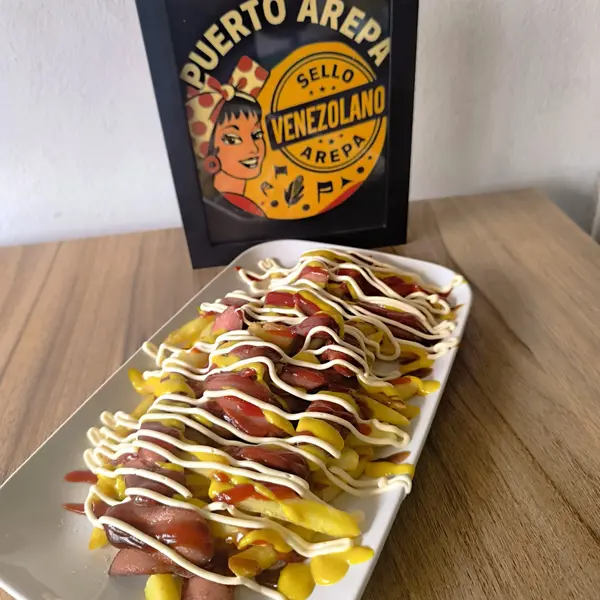puerto-arepa - Salchipapa