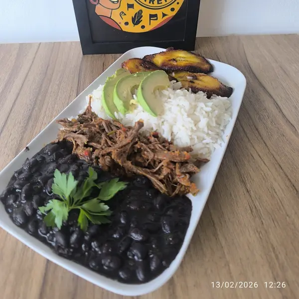 puerto-arepa - Plato de Pabellón
