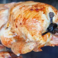 qalaa - Whole chicken/ فروج مشوي