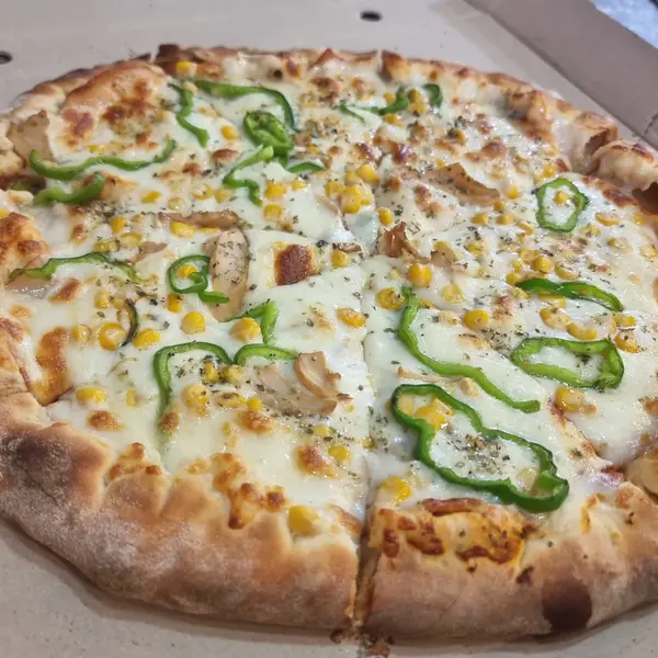 qalaa - Pizza veggie 30”/بيتزامع  خضرا "٣٠
