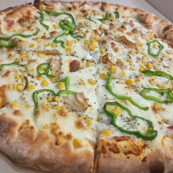 qalaa - Pizza veggie 40”/ بيتزا مع خضرا "٤٠