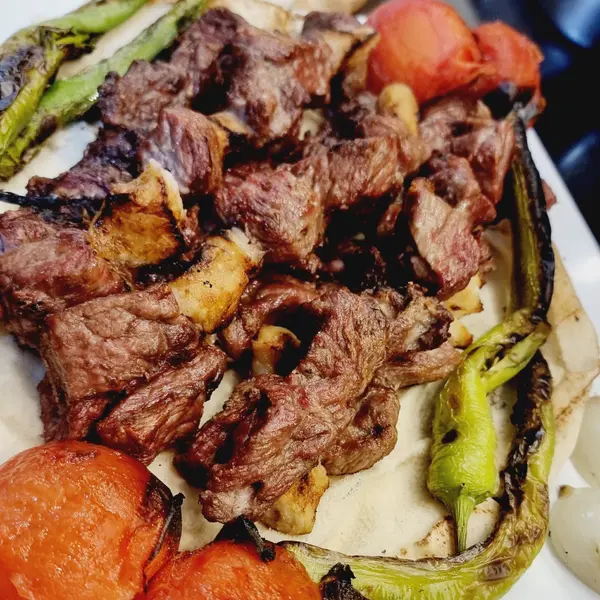 qalaa - 1/2kilo kabob/ نصف كيلو شقف
