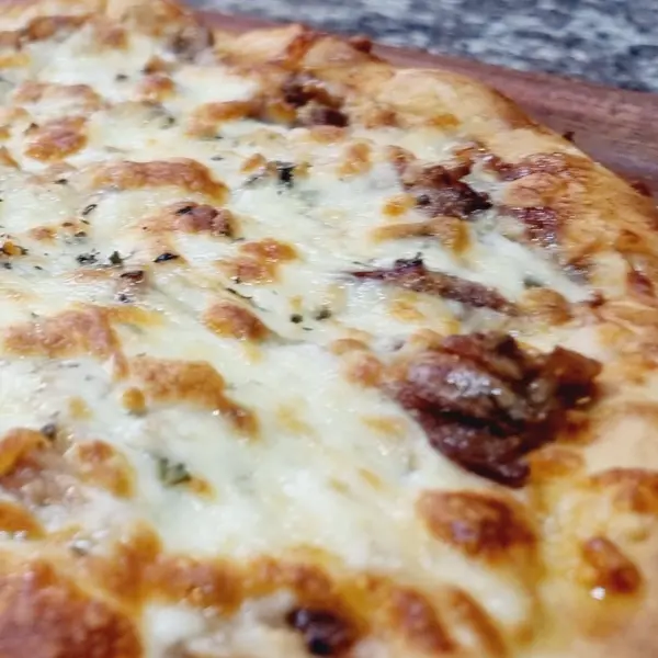 qalaa - Pizza w turkey 25”/ بيتزا مع حبش "٢٥