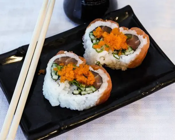 raku-sushi - Salmon Lover Roll