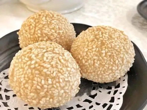 red-a-dim-sum - Deep Fried Sesame Ball (3 pcs) (芝麻煎堆)