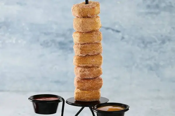 red-robin-gourmet-burgers - Cinnamon Sugar Towering Doh! Rings®