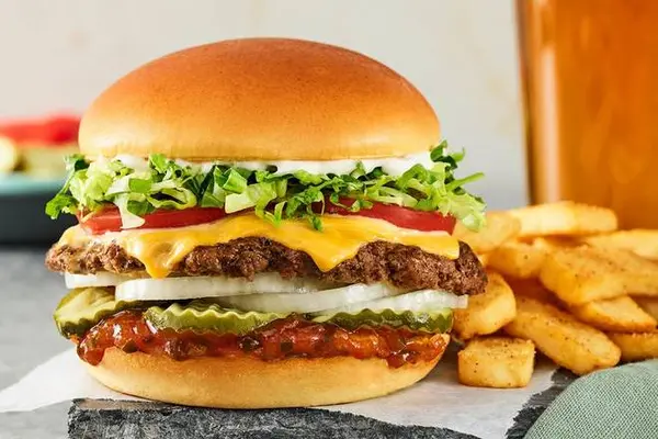 red-robin-gourmet-burgers - Red Robin Gourmet Cheeseburger