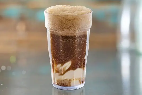 red-robin-gourmet-burgers - Root Beer Float