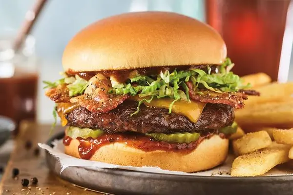 red-robin-gourmet-burgers - Smoke & Pepper™