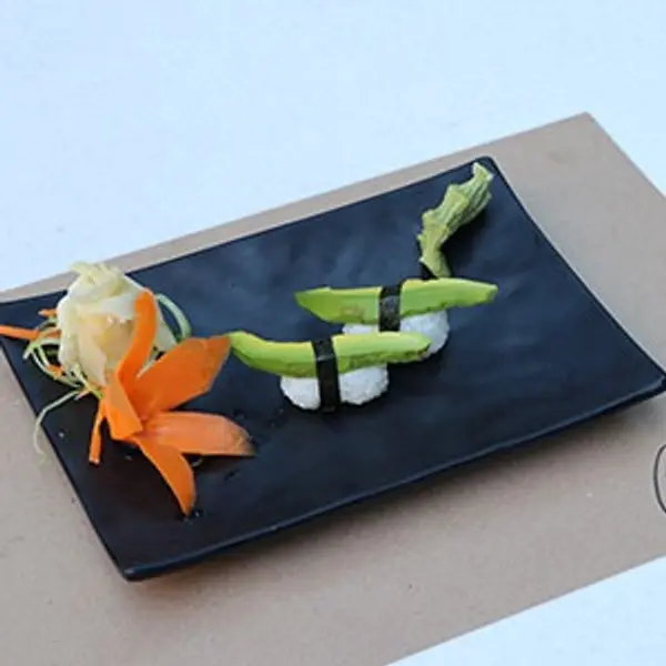restaurant-cafe-monaco - Avocado-Nigiri