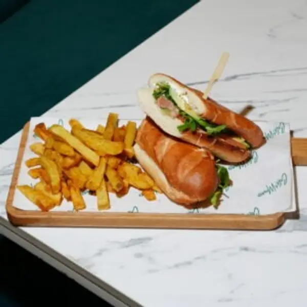 restaurant-cafe-monaco - Chicken Pesto Sandwich