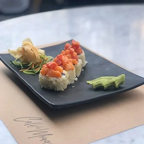 restaurant-cafe-monaco - Volcano Maki