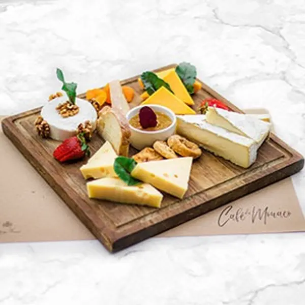 restaurant-cafe-monaco - Cheese Platter