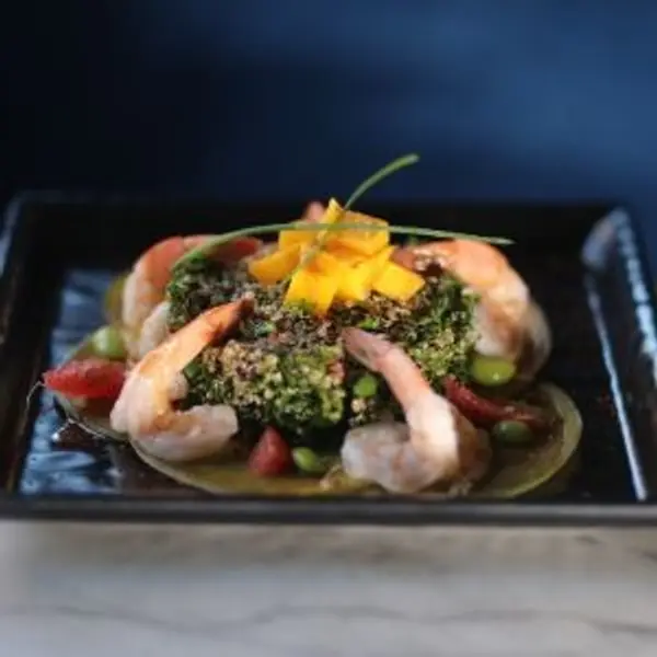 restaurant-cafe-monaco - Shrimp Qunoa Salad