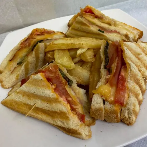 restaurant-las-gegas - Club Sandwich / Κλάμπ Σάντουΐτς