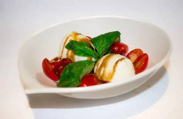 restaurant-linte-caffe - Tomate et mozzarella