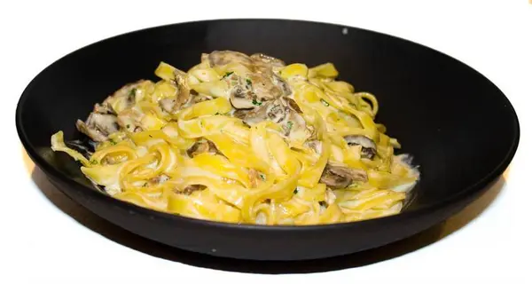 restaurant-linte-caffe - Tagliatelle aux champignons et crème