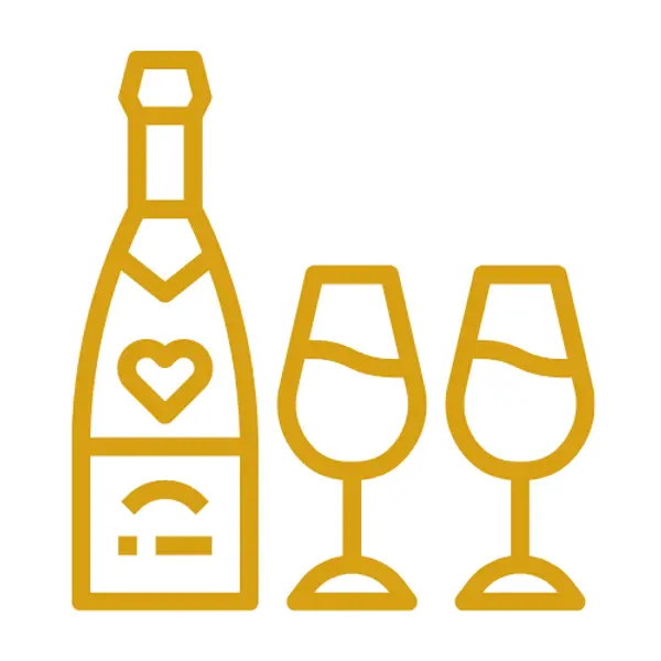 restaurant-lyna - نظارات النبيذ والشامبانيا