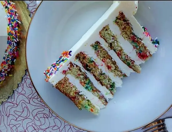 ricks-dessert-diner - Birthday Cake Slice