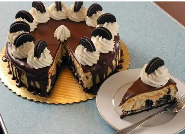 ricks-dessert-diner - Individual Oreo Cheesecake