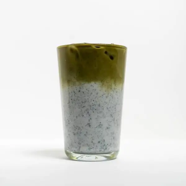 rise-grind-coffeehouse - Iced Black Sesame Matcha