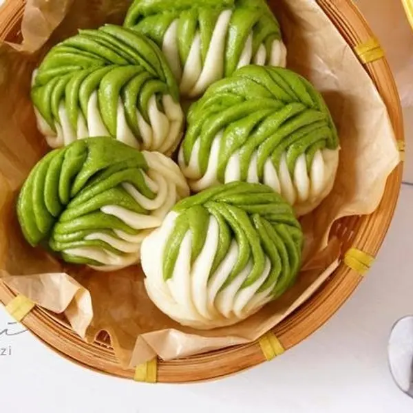 ristorante-dufu - Pane al vapore con il sugo di spinaci 菠菜花卷