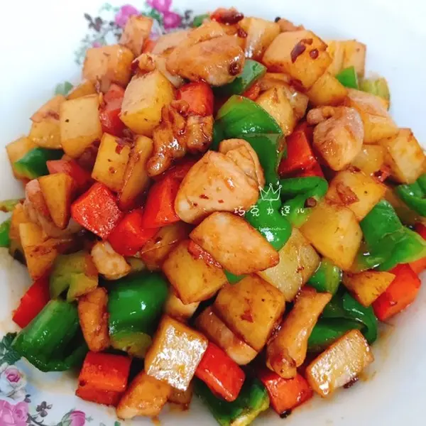 ristorante-dufu - Pollo saltato in salsa di soia alla Pechinese 酱爆鸡丁