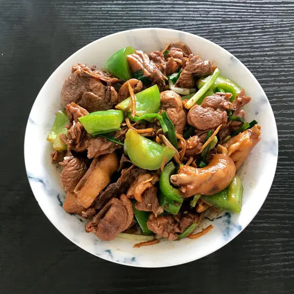 ristorante-dufu - Anatra saltata alla salsa marrone e porro 葱爆鸭