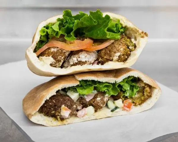 rossis-delicatessen - Falafel Deluxe Sandwich