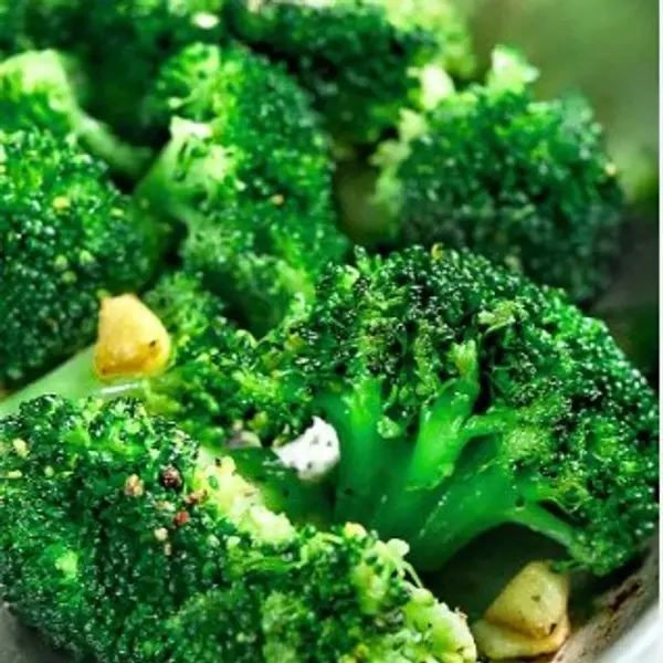 round-house-bar-grill - Brócoli cocido al vapor