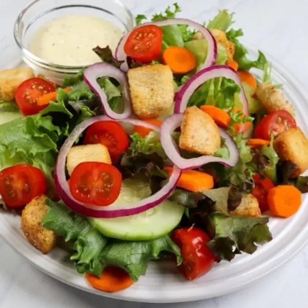 round-house-bar-grill - Garden Salad