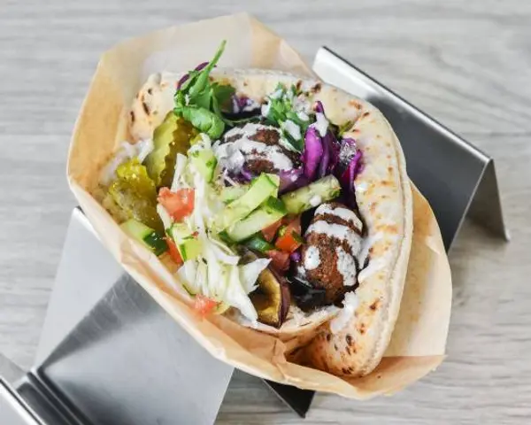 rouvi - Falafel Pita