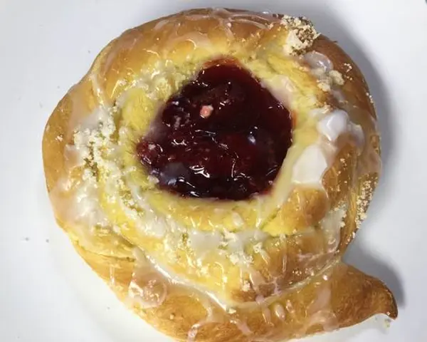 royal-pin-donuts - Strawberry Danish