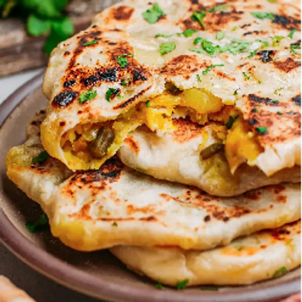 sabrus-restaurant - Stuffed Naan