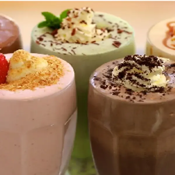 sabrus-restaurant - Milkshake With Ice Cream