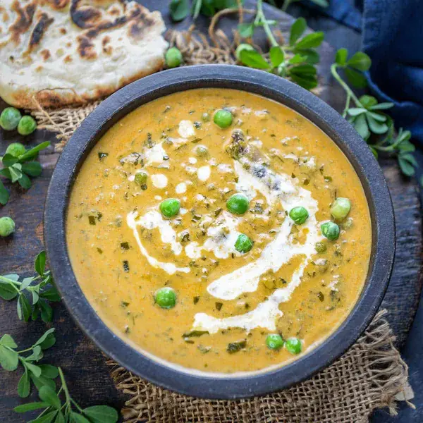 sabrus-restaurant - Methi Malai Mutter