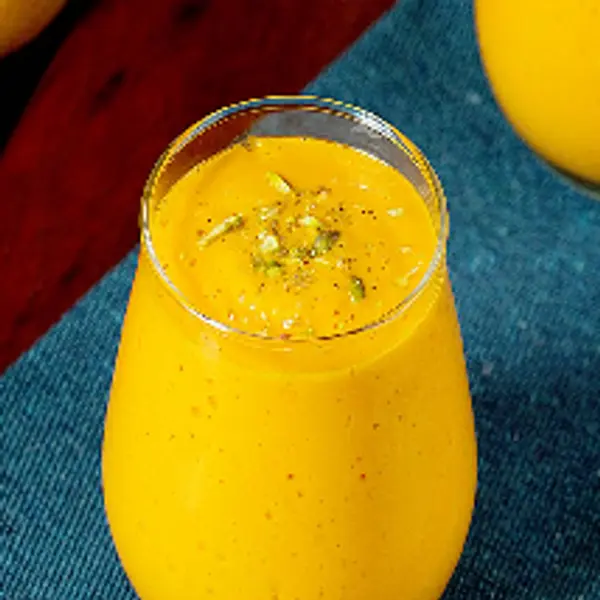 sabrus-restaurant - Mango Lassi