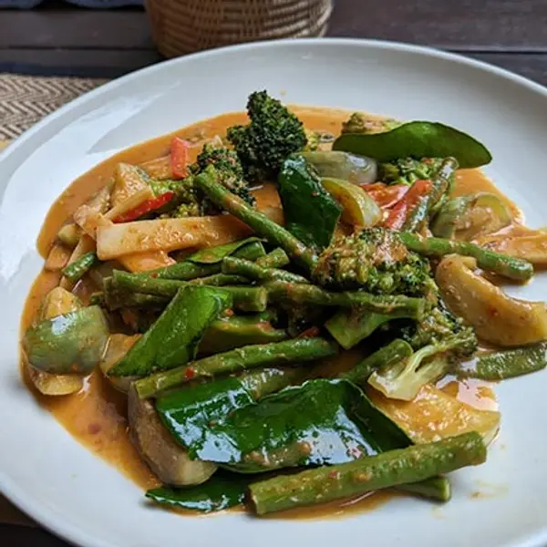 sabrus-restaurant - Veg Thai Mai