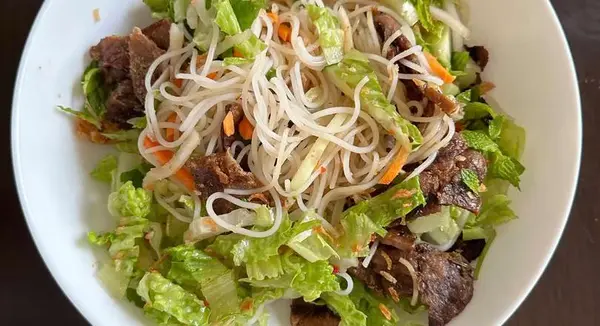 saigon-corner - E6 - Grilled Pork with Vermicelli