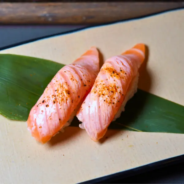 sake2me-ayce-sushi-newport-ave - CAJUN SALMON ($4.5)